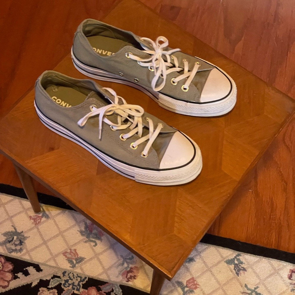 Low Top Sage Green Converse Women’s 10 Platform - Picture 5 of 5